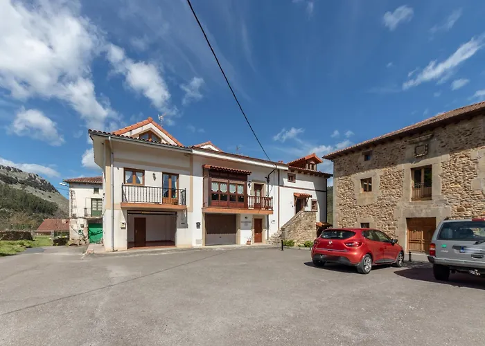 43b Nature With Parking By Aston