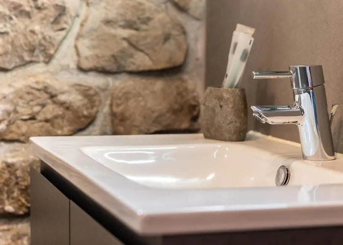 43b Nature With Parking By Aston * Otañes