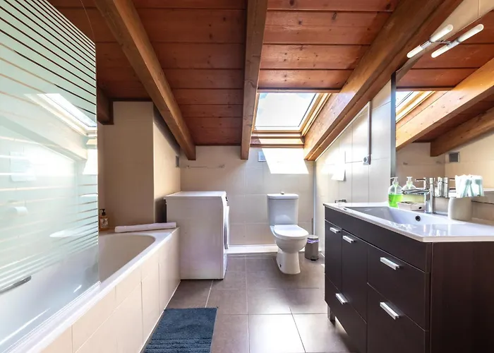 43b Nature With Parking By Aston